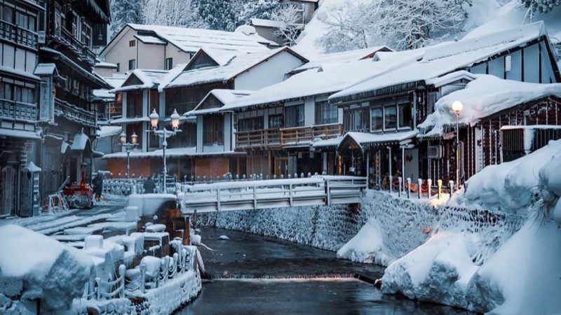 Tour tết  Ginzan Onsen –  làng cáo – Làng cổ Shirakawago – trượt tuyết